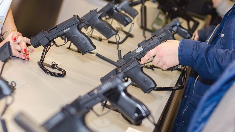 gun display stands | Western Trails Gun and Knife Show 2020 (SEPTEMBER)